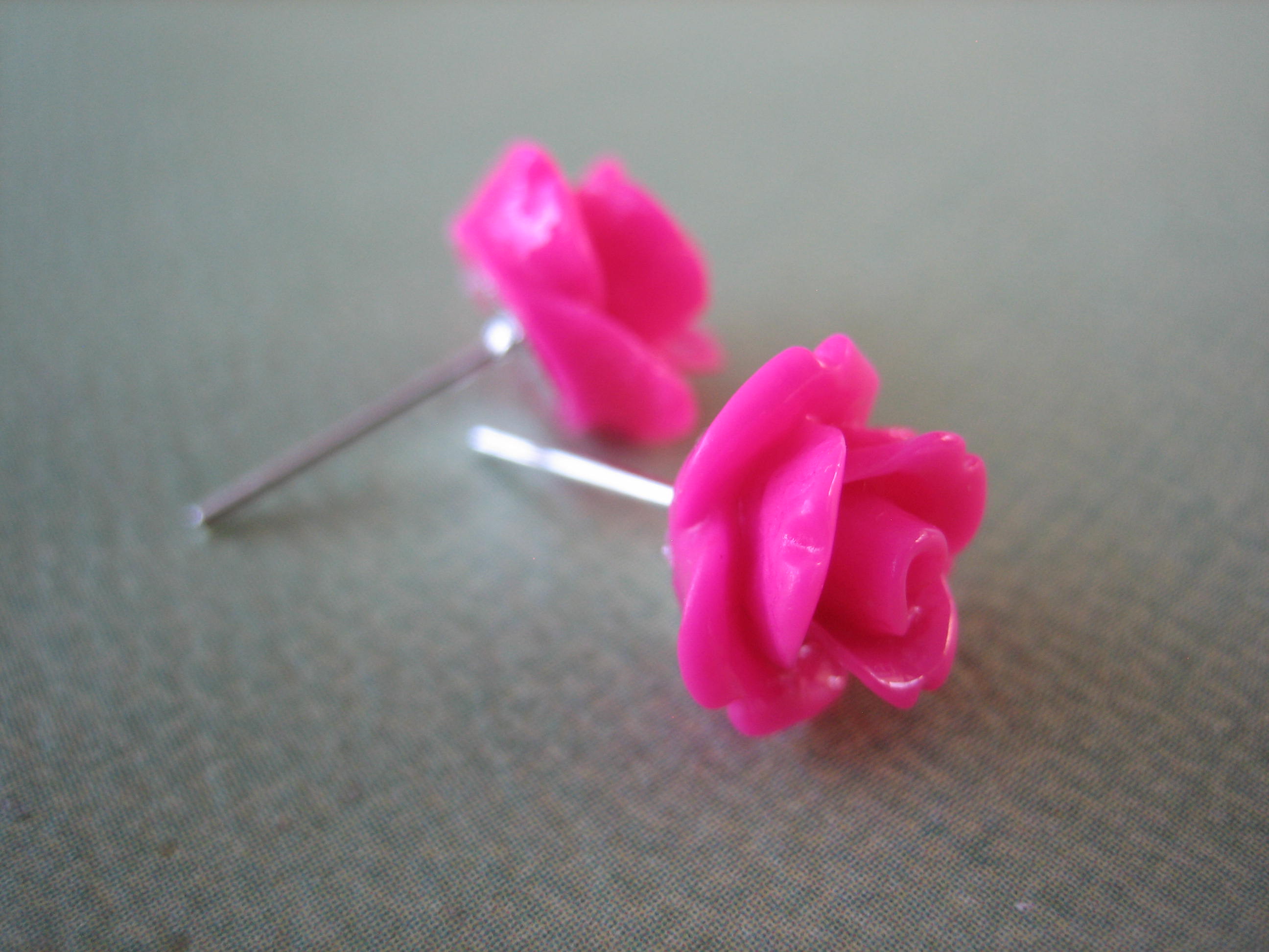 Adorable Mini Rose Earrings - Honeysuckle - Jewelry By Five on Luulla